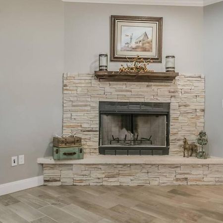 Cheerful 3 Bedroom Home, King Bed, 10 Min From Palo Duro Canyon, Fireplace, Washer Dryer Eksteriør bilde